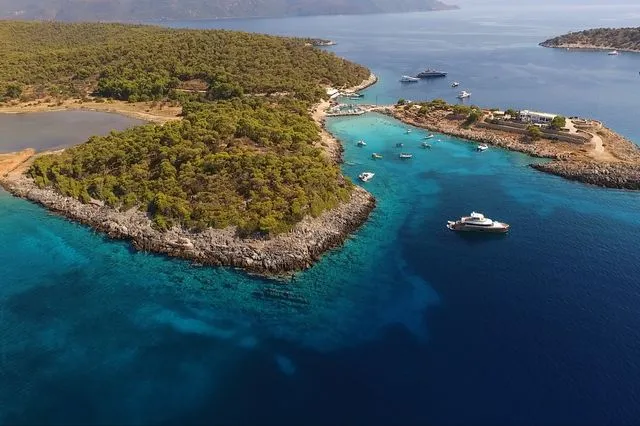 Οι 4 καλύτεροι προορισμοί για ημερήσια απόδραση από την Αθήνα