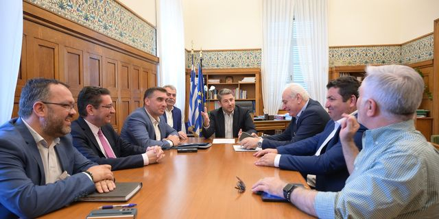 Ανδρουλάκης: Η ΝΔ βλέπει το κράτος ως λάφυρο