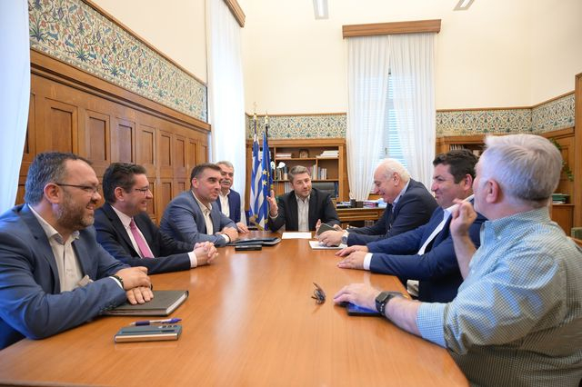 Ανδρουλάκης: Η ΝΔ βλέπει το κράτος ως λάφυρο