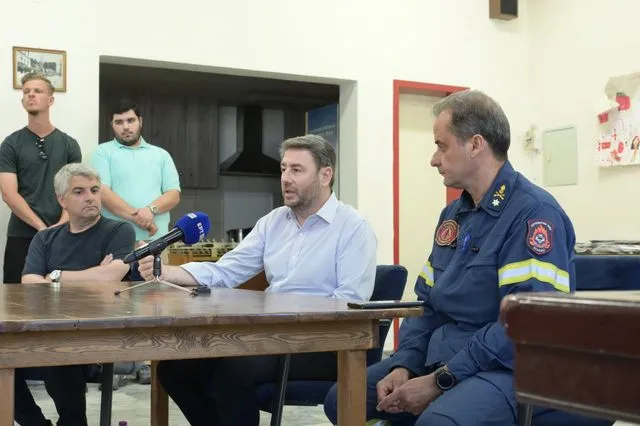 Ανδρουλάκης: Επέκταση του επιδόματος επικίνδυνης και ανθυγιεινής εργασίας στο σύνολο των πυροσβεστών
