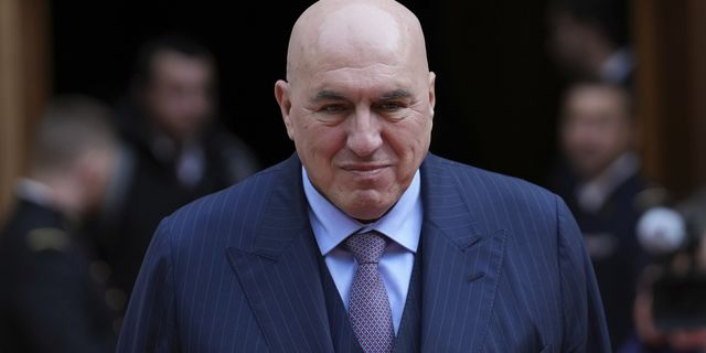 O υπουργός Άμυνας της Ιταλίας, Γκουιντο Κροζέτο