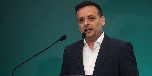Δούκας σε ισραηλινό Πρέσβη: “Δε δεχόμαστε μαθήματα δημοκρατίας από όσους σκοτώνουν αμάχους”