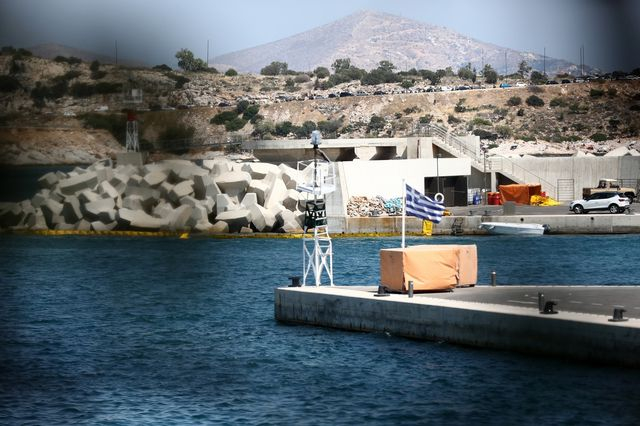 Βουλιαγμένη: Ελεύθερος ο πιλότος του ελικόπτερου