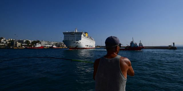Μηχανική βλάβη στο “ΕΛΥΡΟΣ” – Το πλοίο αναχώρησε με καθυστέρηση από τον Πειραιά προς τα Χανιά