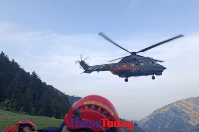 Όλυμπος: Τραυματίστηκε 63χρονος τουρίστας – Βίντεο από την επιχείρηση διάσωσης