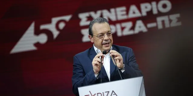 Συνέδριο ΣΥΡΙΖΑ: Αμηχανία εν αναμονή των κινήσεων του Τσίπρα