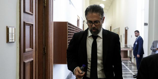 Novartis: Στην αντεπίθεση οι πρώην εισαγγελείς Διαφθοράς – Μηνύουν τον Κωνσταντίνο Φρουζή