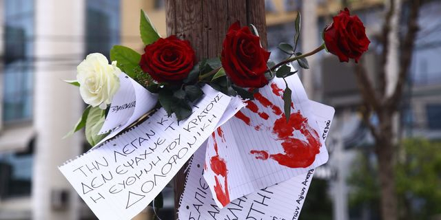 Τελετή μνήμης και αποκαλυπτήρια του μνημείου στη μνήμη της Κυριακής Γρίβα, που δολοφονήθηκε μπροστά από το Αστυνομικό Τμήμα Αγίων Αναργύρων