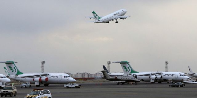 Στο αεροδρόμιο Mehrabad στην Τεχεράνη