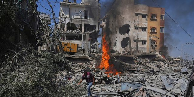 Σε εξέλιξη νέα επίθεση του Ιράν με βαλλιστικούς πυραύλους κατά του Ισραήλ