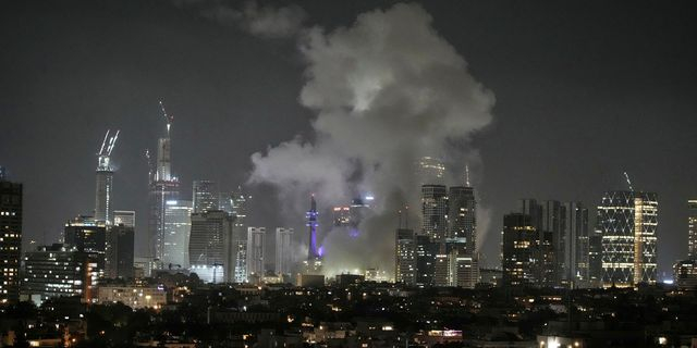 Το Ιράν “ξεκίνησε τα αντίποινα” στο Ισραήλ – Εκατοντάδες πύραυλοι σε Τελ Αβίβ και Ιερουσαλήμ