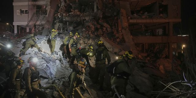 Ισραήλ-Ιράν: Ολονύχτια ανταλλαγή χτυπημάτων – Εντείνεται η ανησυχία