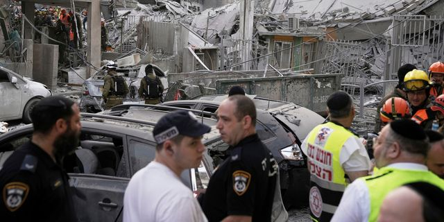Εκτός ελέγχου η κατάσταση στη Μέση Ανατολή – Το Ισραήλ καλεί για εκκένωση της Τεχεράνης