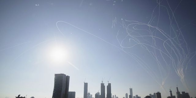 Ισραήλ-Ιράν: Εκατέρωθεν πυρά, χτυπήθηκε νοσοκομείο στην Μπερσεβά
