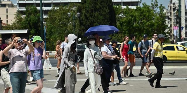 Ανοίγουν επτά κλιματιζόμενες αίθουσες στον Δήμο Αθηναίων λόγω καύσωνα