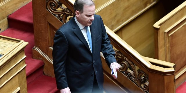 Προανακριτική για Τέμπη: Παραπομπή Καραμανλή για πλημμέλημα με 154 ψήφους