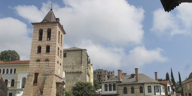 Θεσσαλονίκη: Προέτρεπε σε πράξεις βίας κατά ηγούμενου Ιεράς Μονής του Αγίου Όρους