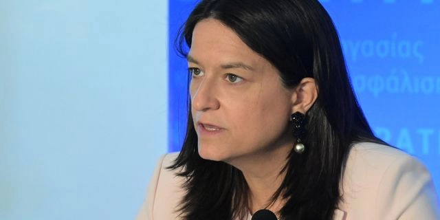 Η Υπουργός Εργασίας και Κοινωνικής Ασφάλισης, Νίκη Κεραμέω στην παρουσίαση του νέου νομοσχεδίου του Υπουργείου με τίτλο "Δίκαιη Εργασία για Όλους.