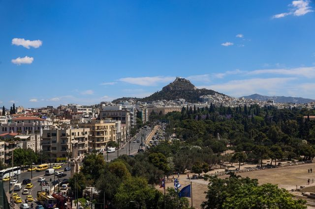 Κλειστός ο Λόφος του Λυκαβηττού λόγω του ακραίου κινδύνου πυρκαγιάς