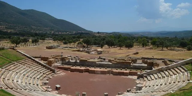 Το Αρχαίο Θέατρο Μεσσήνης
