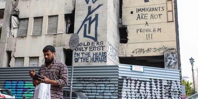 Χρειαζόμαστε μετανάστες, όχι κρατούμενους