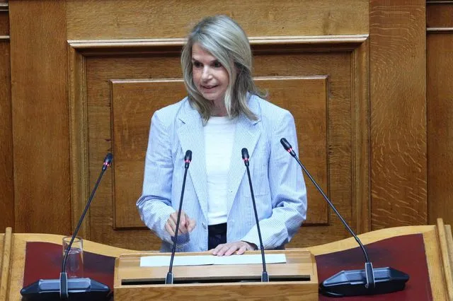 Μιλένα Αποστολάκη: Η πρόταση της ΝΔ συνιστά προσβολή στην μνήμη των 57 νεκρών