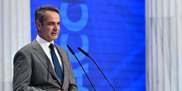 Μητσοτάκης στο ΕΒΕΑ: “Να τολμήσουμε τις μεγάλες μεταρρυθμίσεις υπέρ της ενίσχυσης της ανάπτυξης”