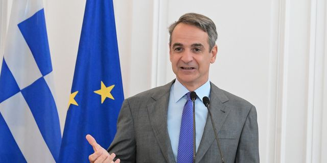 Σε ποιες υπηρεσίες του δημοσίου έβαλαν “μηδέν” οι πολίτες και η “κρυφή ατζέντα” της κυβέρνησης