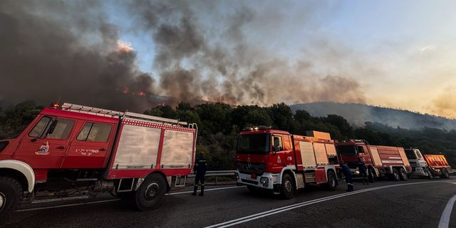 Ναύπακτος: Βίντεο – ντοκουμέντο από τη στιγμή που ξεσπά η πυρκαγιά