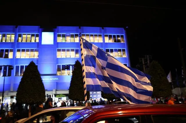 Επέτειοι: Η ΝΔ έφερε τη χρεοκοπία, οι άλλοι καταστράφηκαν…
