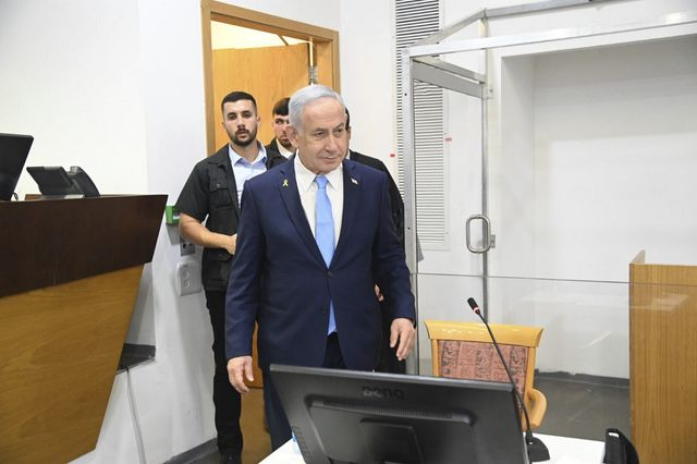 Νετανιάχου: Αναβλήθηκε η κατάθεσή του στην δίκη για διαφθορά