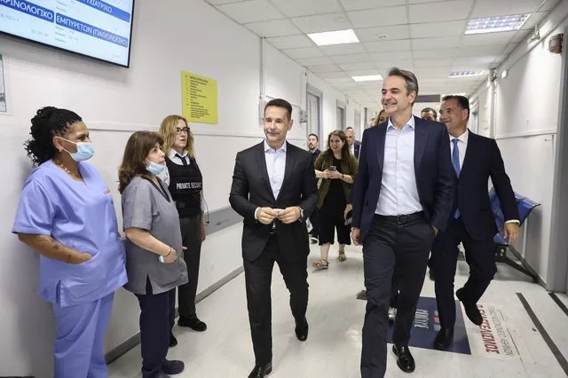 Μπιζιμποντισμός και μεταξωτές κορδέλες…