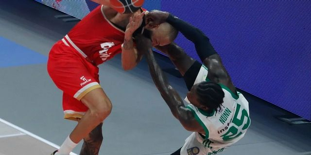 Ολυμπιακός για Κέντρικ Ναν: “Χτυπούσε ύπουλα τους παίκτες μας σ’ όλη τη διάρκεια του αγώνα”