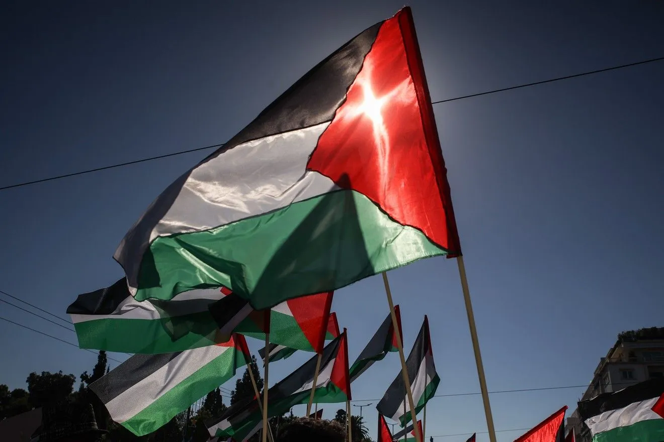 March to Gaza Greece: Το “Οξυγόνο” σαλπάρει την Κυριακή από τη Σύρο για τη Γάζα