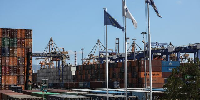 ΑΑΔΕ: Πώς στήθηκε η επιχείρηση για την εξάρθρωση του λαθρεμπορίου πατινιών