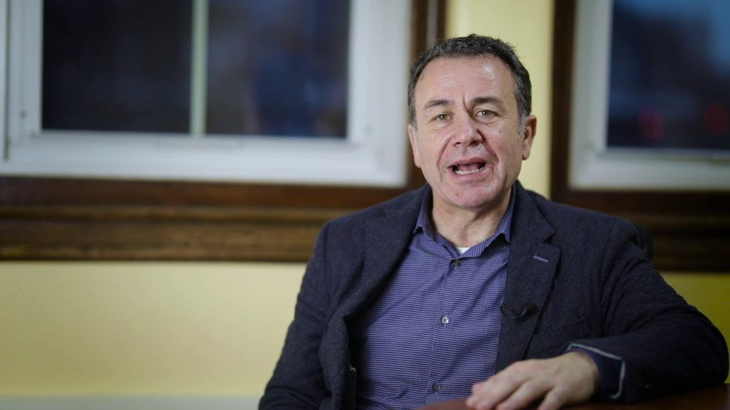 Πέτρος Βαμβακάς,