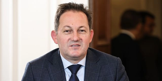 Σκάνδαλο ΟΠΕΚΕΠΕ: Υπέρ της σύστασης Προανακριτικής ο Στέλιος Πέτσας