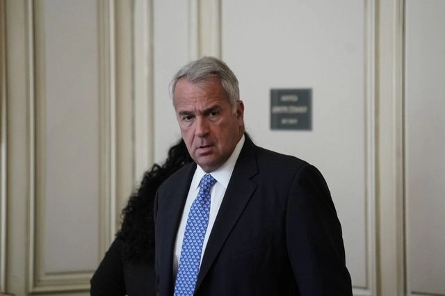 Τη γλίτωσαν τρεις, θα “τσεκουρώσουν” τον Βορίδη;