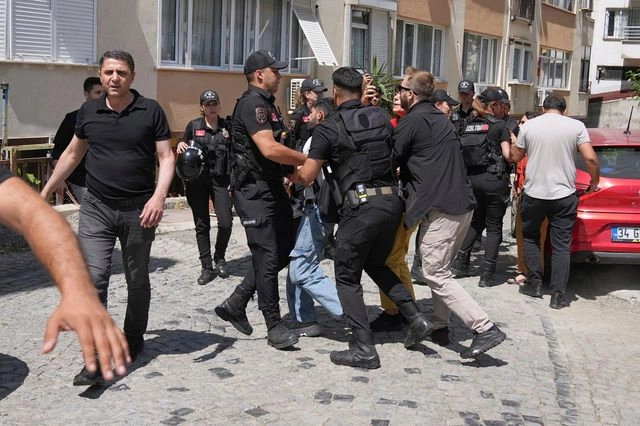 Σύλληψη ακτιβιστή στην Κωνσταντινούπολη καθώς προσέρχεται στη συγκέντρωση για το Pride
