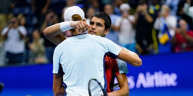 Πού θα δείτε τον τελικό του Roland Garros ανάμεσα σε Σίνερ και Αλκαράθ