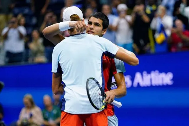 Πού θα δείτε τον τελικό του Roland Garros ανάμεσα σε Σίνερ και Αλκαράθ