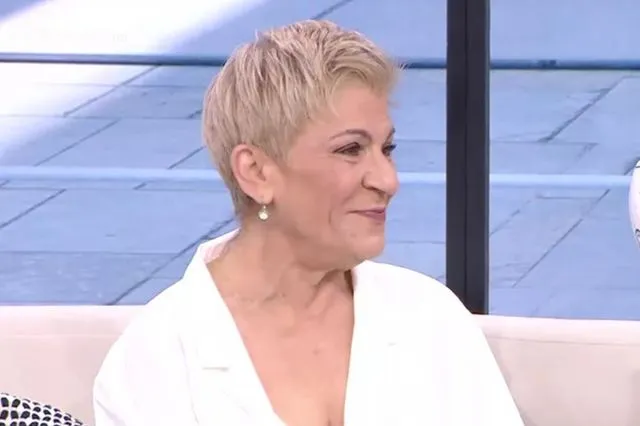 Χρύσα Ρώπα: Ήμουν άτυχη στον έρωτα – Έπεσα σε λαμόγια και απατεώνες
