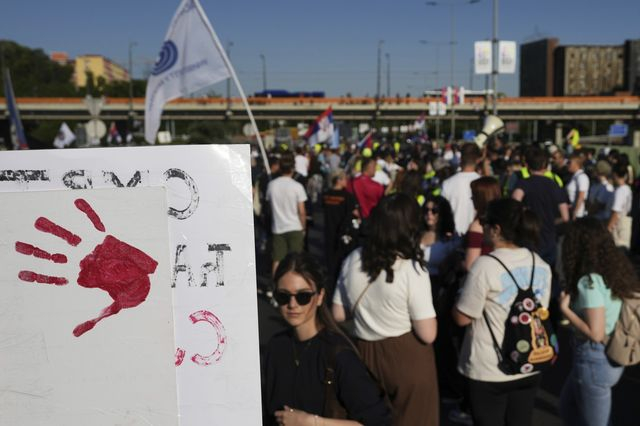 Σερβία: Συνεχίζονται οι διαδηλώσεις φοιτητών – Ζητούν πρόωρες βουλευτικές εκλογές
