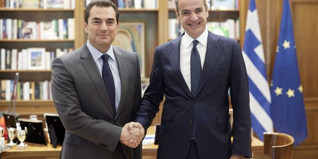 Κυριάκος Μητσοτάκης και Κώστας Σκρέκας