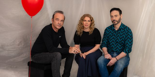 “Σύννεφα μπαλόνια” – Οδυσσέας Ιωάννου και Σταύρος Σιόλας γράφουν για τη Βιολέτα Ίκαρη