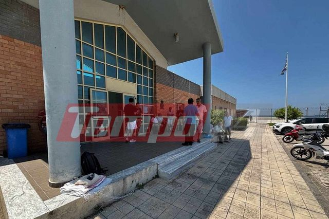 Πάτρα: Συνελήφθησαν 18 απεργοί ναύτες – Ακινητοποιημένα 4 πλοία