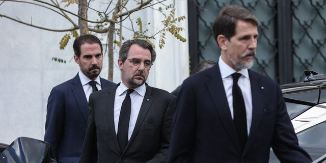 “Ντε Γκρες”: Δεν είναι τίτλος ευγένειας, υποστηρίζει η πρώην βασιλική οικογένεια στο ΣτΕ