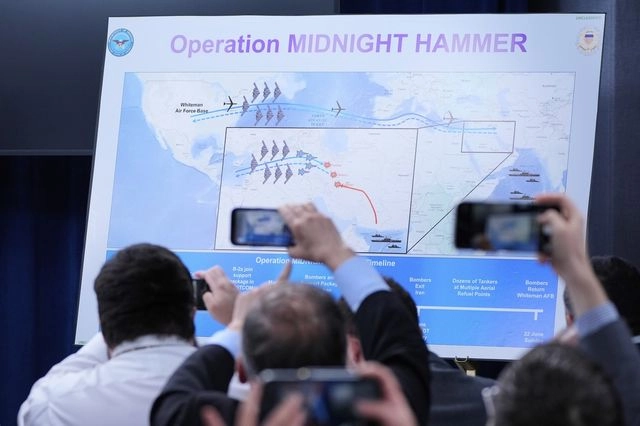 Φιάσκο οι αμερικανικές επιθέσεις στο Ιράν – Οι πρώτες εκτιμήσεις των Μυστικών Υπηρεσιών