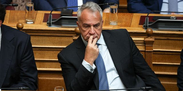 Εξηγήσεις Βορίδη για το “θα βουλιάζουμε βάρκες”