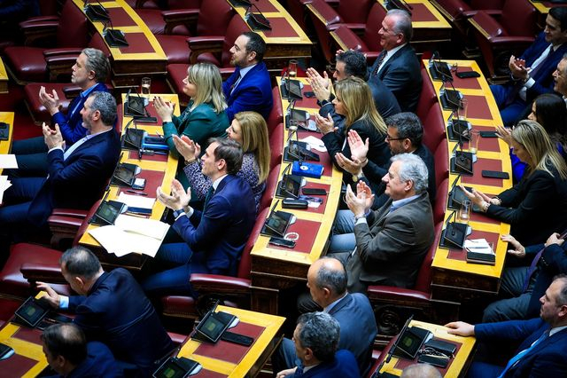Πρωτοβουλία του ΠΑΣΟΚ για την κατάργηση των Πανελληνίων Εξετάσεων